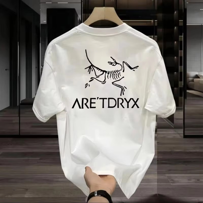 Streetwear Brand Graphic Designer - Classic Logo Outdoor Leisure Brand Aesthetic
