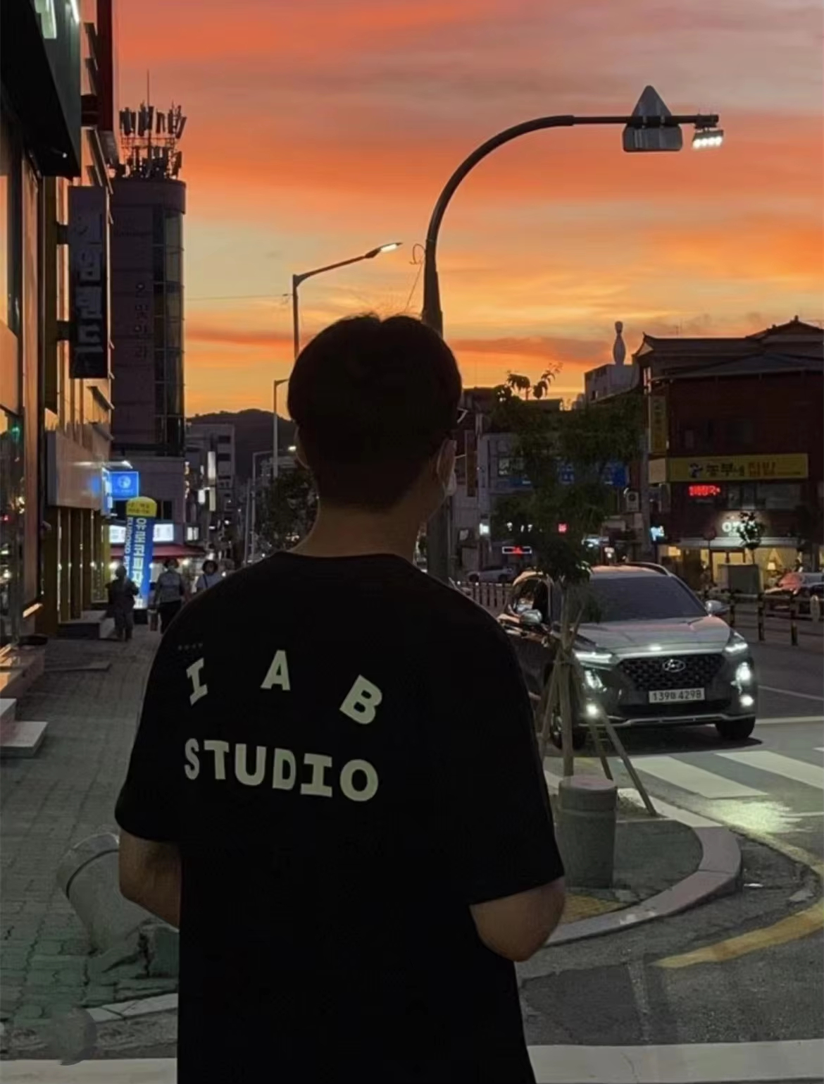 Streetwear Brand Graphic Designer - Classic Logo Street Korean Designer Trend